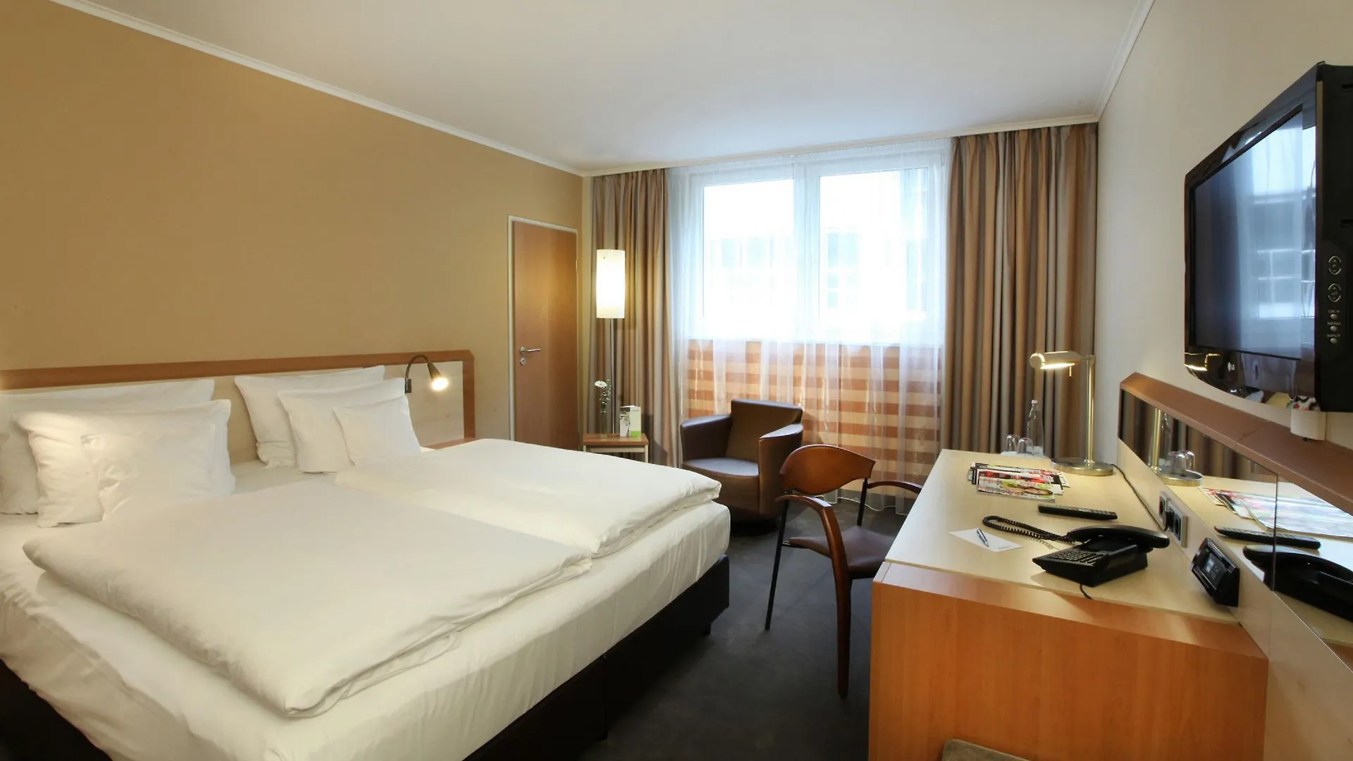 Lindner Hotel Cologne Am Dom, Part Of Jdv By Hyatt