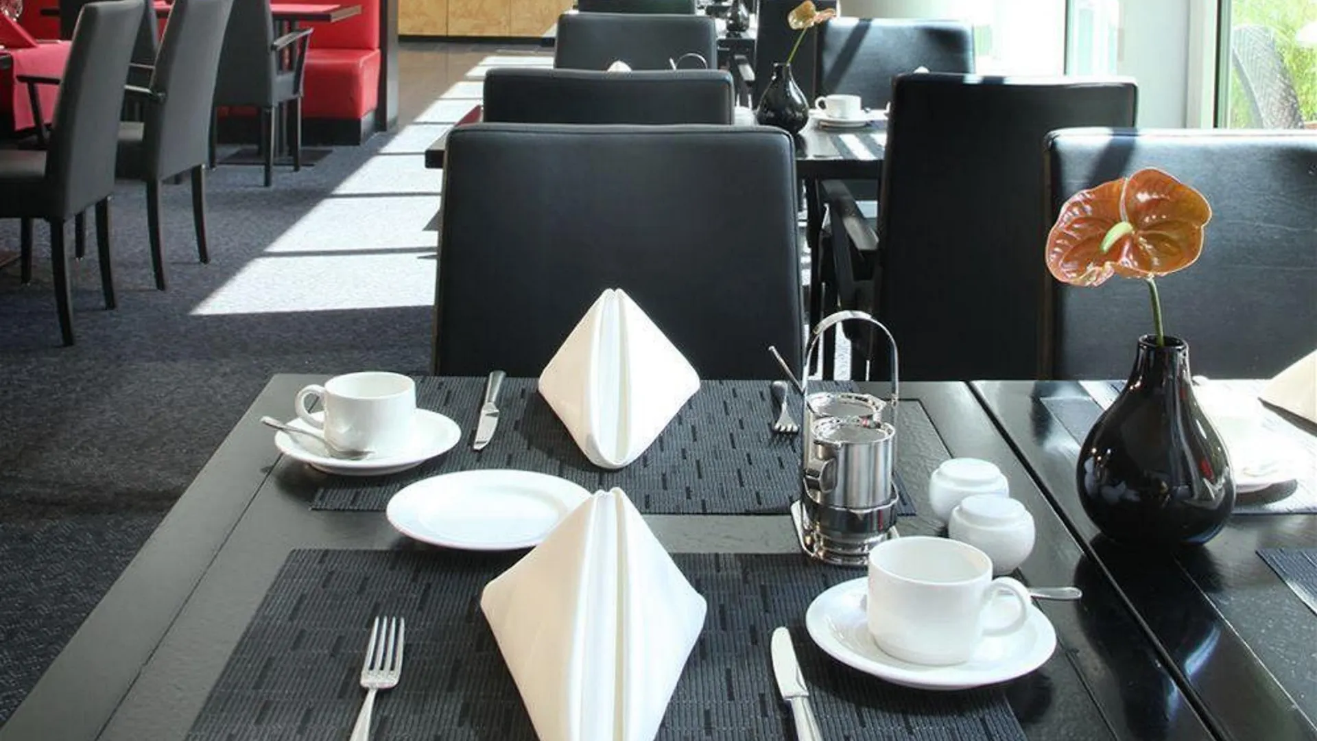 Lindner Hotel Cologne Am Dom, Part Of Jdv By Hyatt