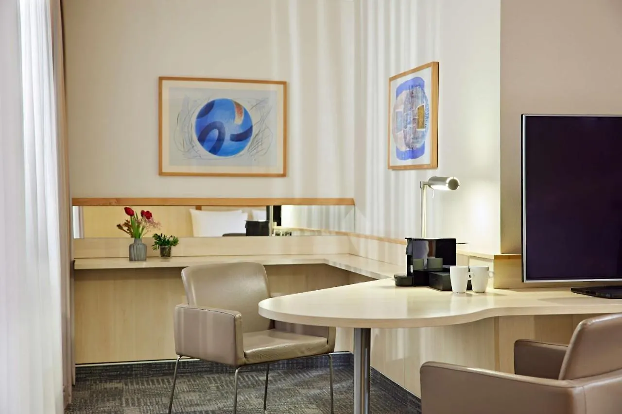 Lindner Hotel Cologne Am Dom, Part Of Jdv By Hyatt