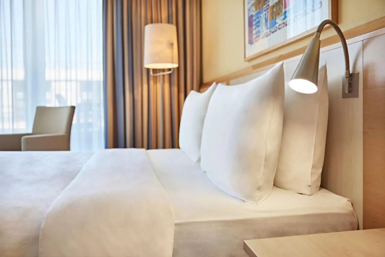 Lindner Hotel Cologne Am Dom, Part Of Jdv By Hyatt 4*,