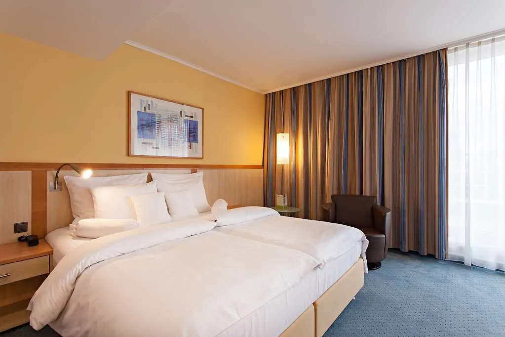Lindner Hotel Cologne Am Dom, Part Of Jdv By Hyatt